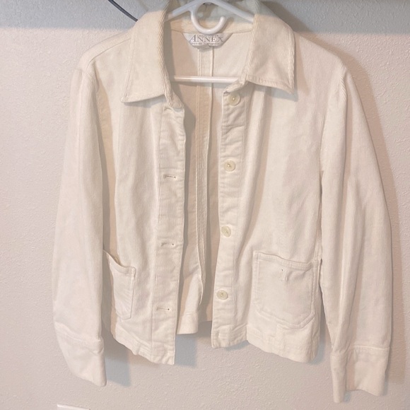 Cute jacket - Picture 1 of 1